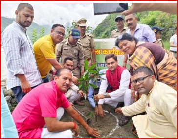 पेड़ वातावरण की स्थिति को बेहतर बनाते हैं : सौरभ