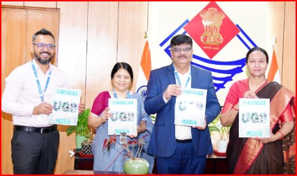 मुख्य सचिव ने उत्तराखण्ड किया ग्रामीण बैंक के वार्षिक प्रतिवेदन का विमोचन