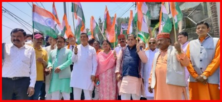 पौड़ी में निकाली गयी तिरंगा शौर्य सम्मान यात्रा