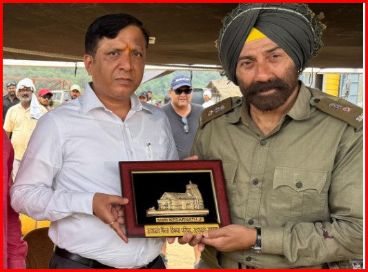 सनी देओल से मिले उत्तराखंड फिल्म विकास परिषद के सीईओ