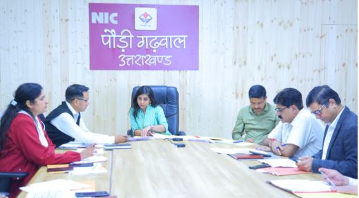 पौड़ी प्रशासन अलर्ट मोड पर, सतर्कता बरतने के निर्देश