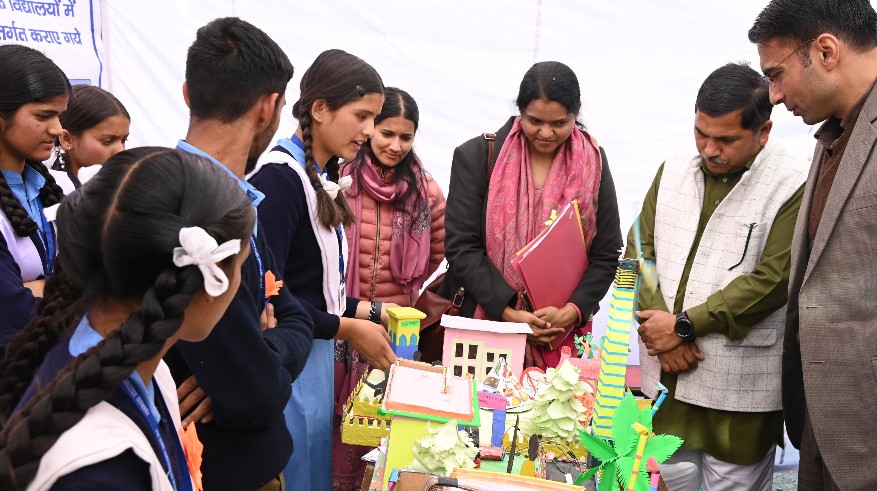 बिना नहर बने लाखों का भुगतान! डीएम सख्त, 31 दिसंबर तक रिपोर्ट तलब