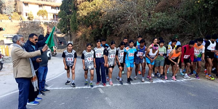 क्रास कंट्री : ख़ुशी व दिगंबर ने जीती क्रास कंट्री