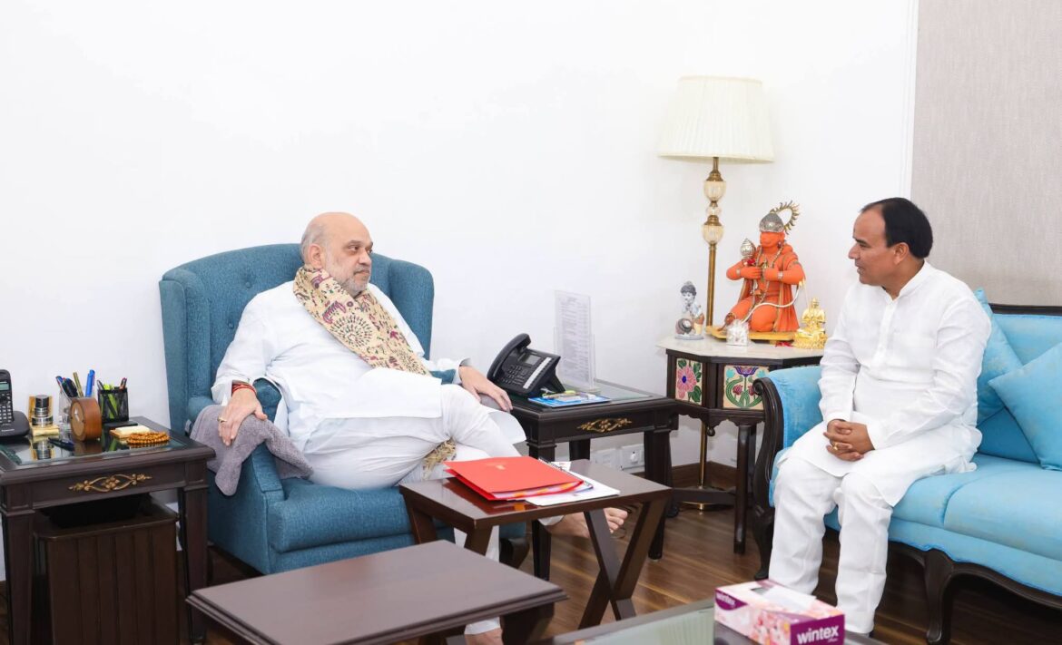 केंद्रीय गृह एवं सहकारिता मंत्री अमित शाह से मिले कैबिनेट मंत्री डॉ. धन सिंह रावत